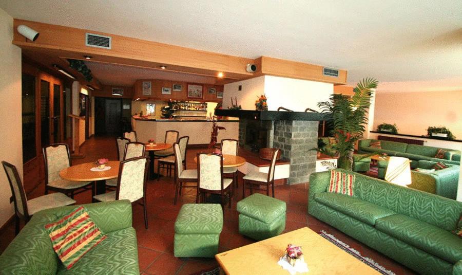 Hotel Santa Caterina Santa Caterina Valfurva Exterior photo