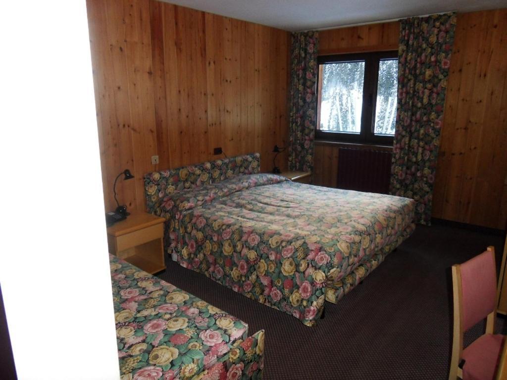 Hotel Santa Caterina Santa Caterina Valfurva Room photo